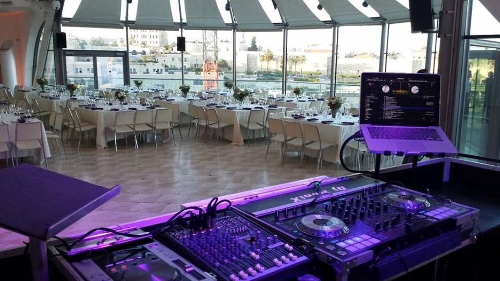 Dj Ronix